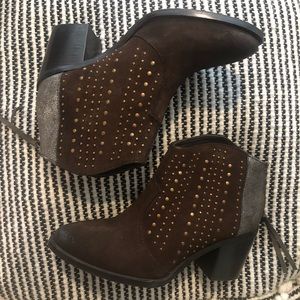Very Volatile Zeke studded healed suede bootie